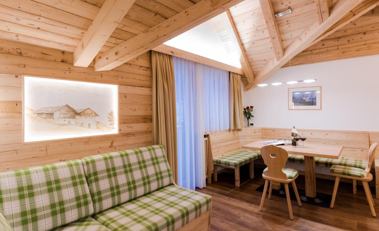 Apartments Aghel ***S Selva di Val Gardena Dış mekan fotoğraf