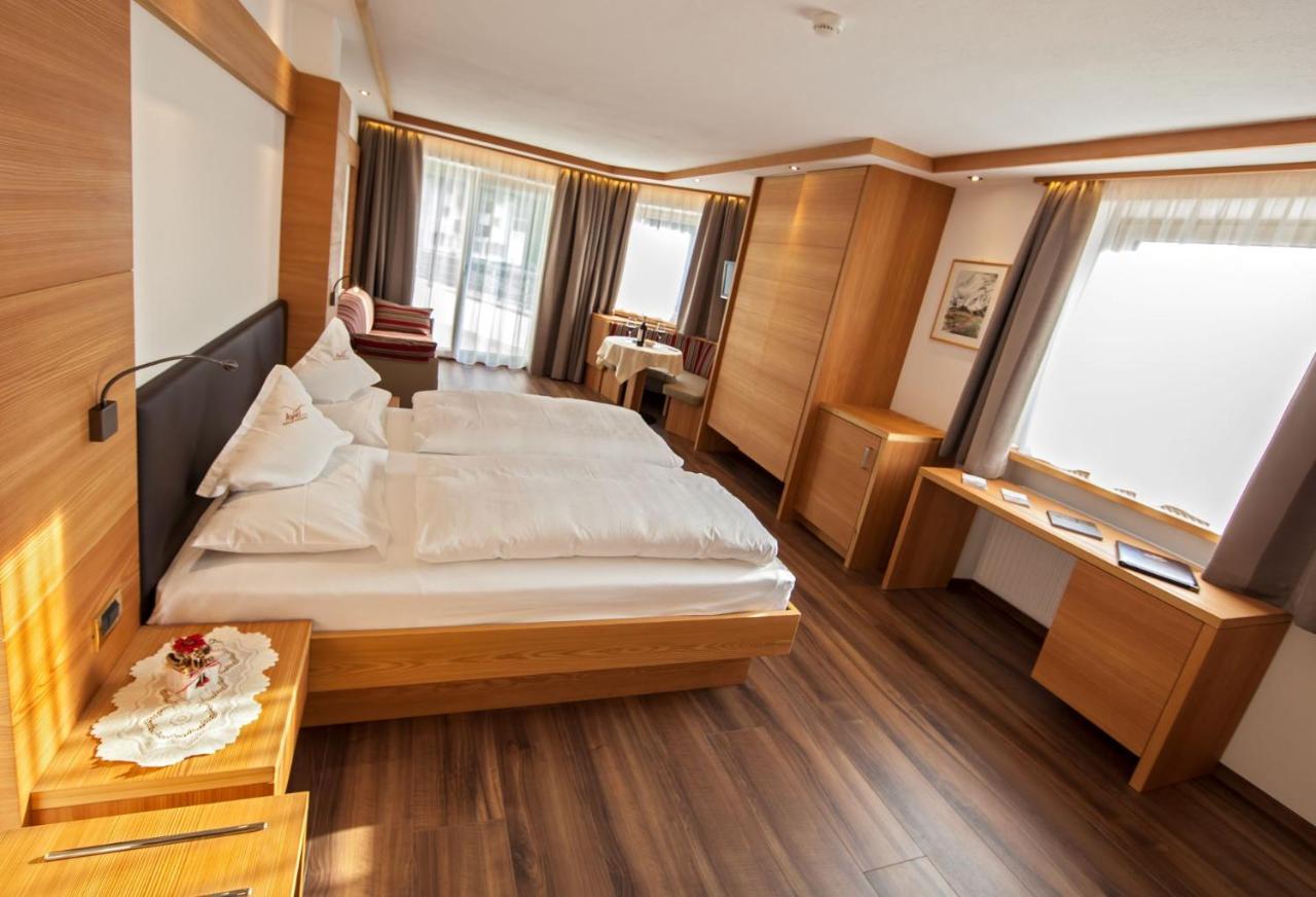 Apartments Aghel ***S Selva di Val Gardena Dış mekan fotoğraf